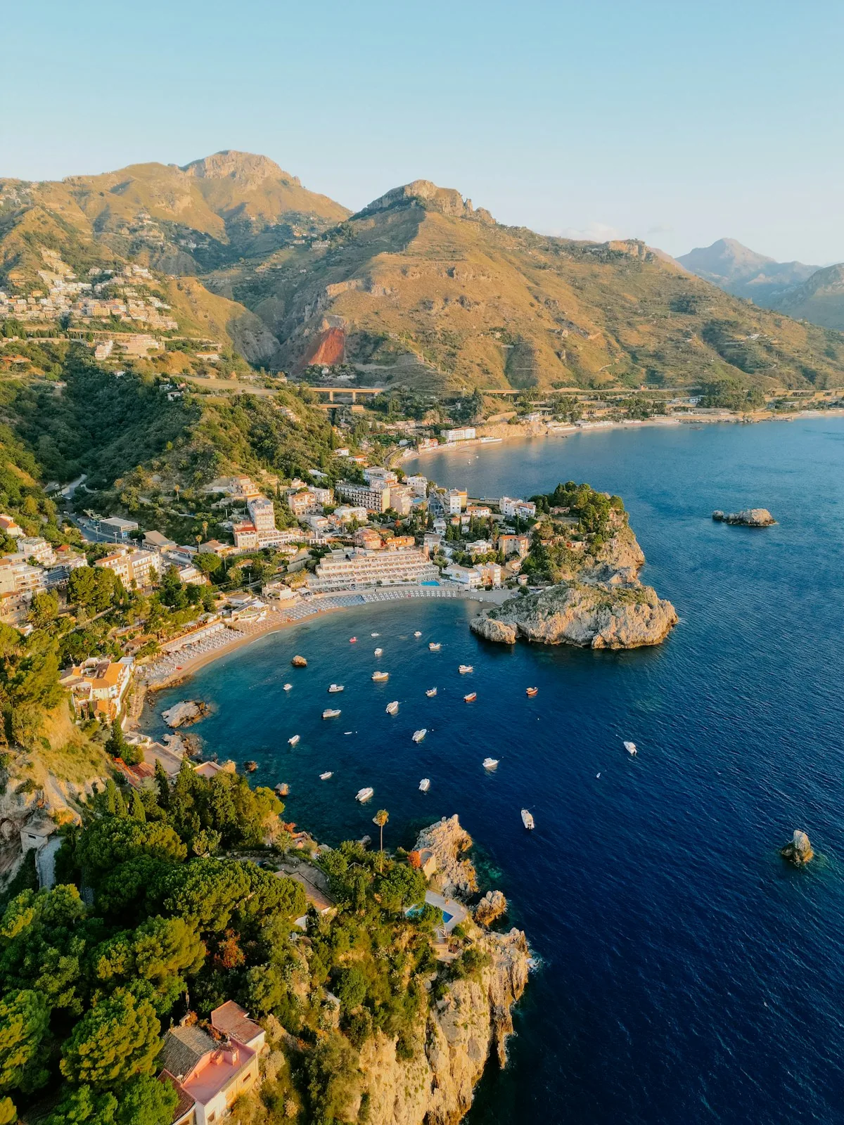Sicily Adventure: Routes, Views and Outdoor Experiences