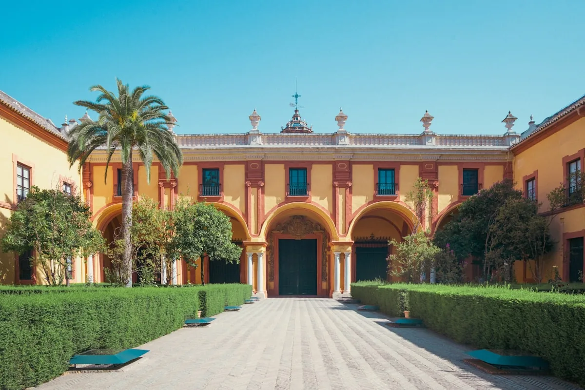 Seville Adventure: Routes, Views and Outdoor Experiences