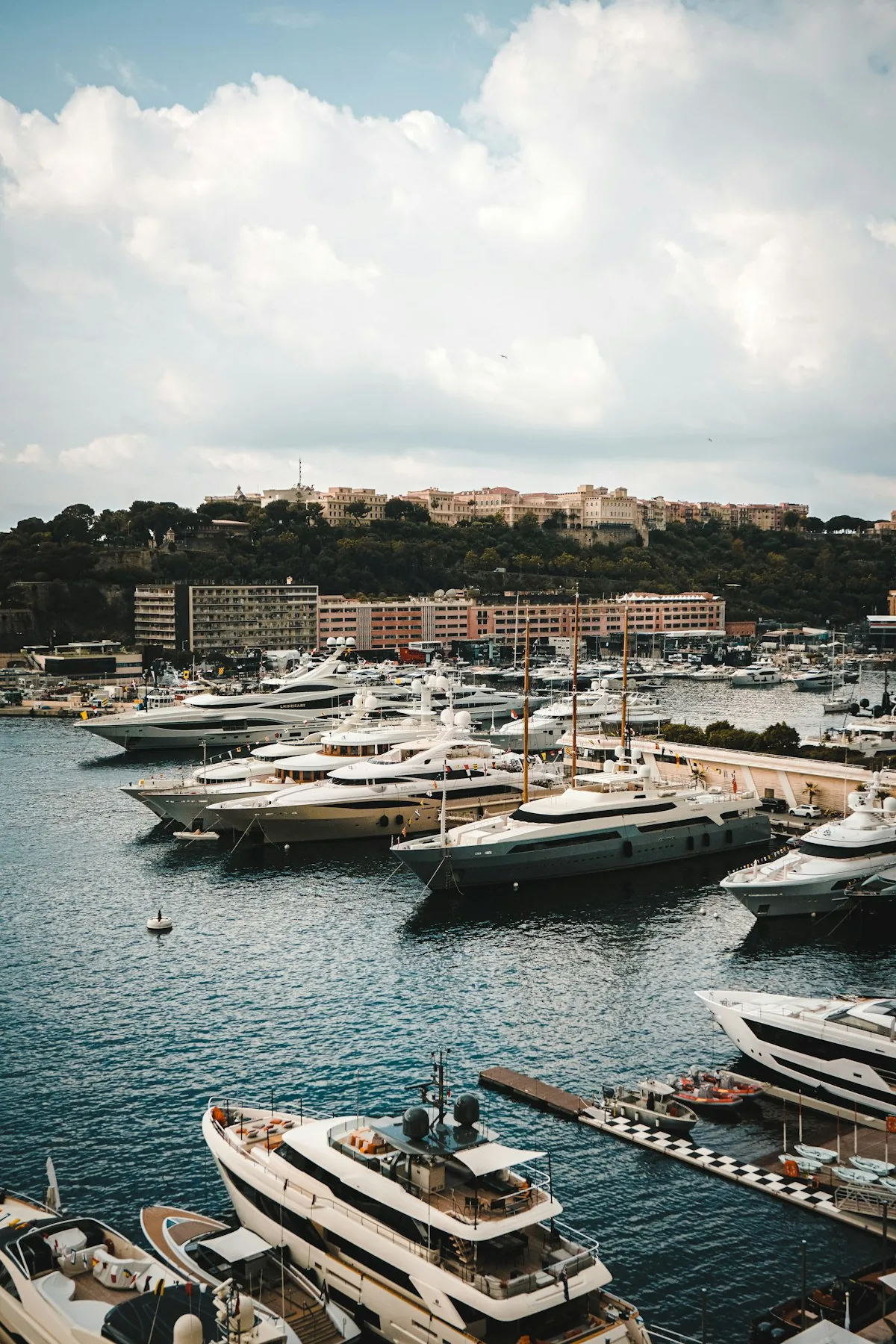 Monaco Adventure: Routes, Views and Outdoor Experiences