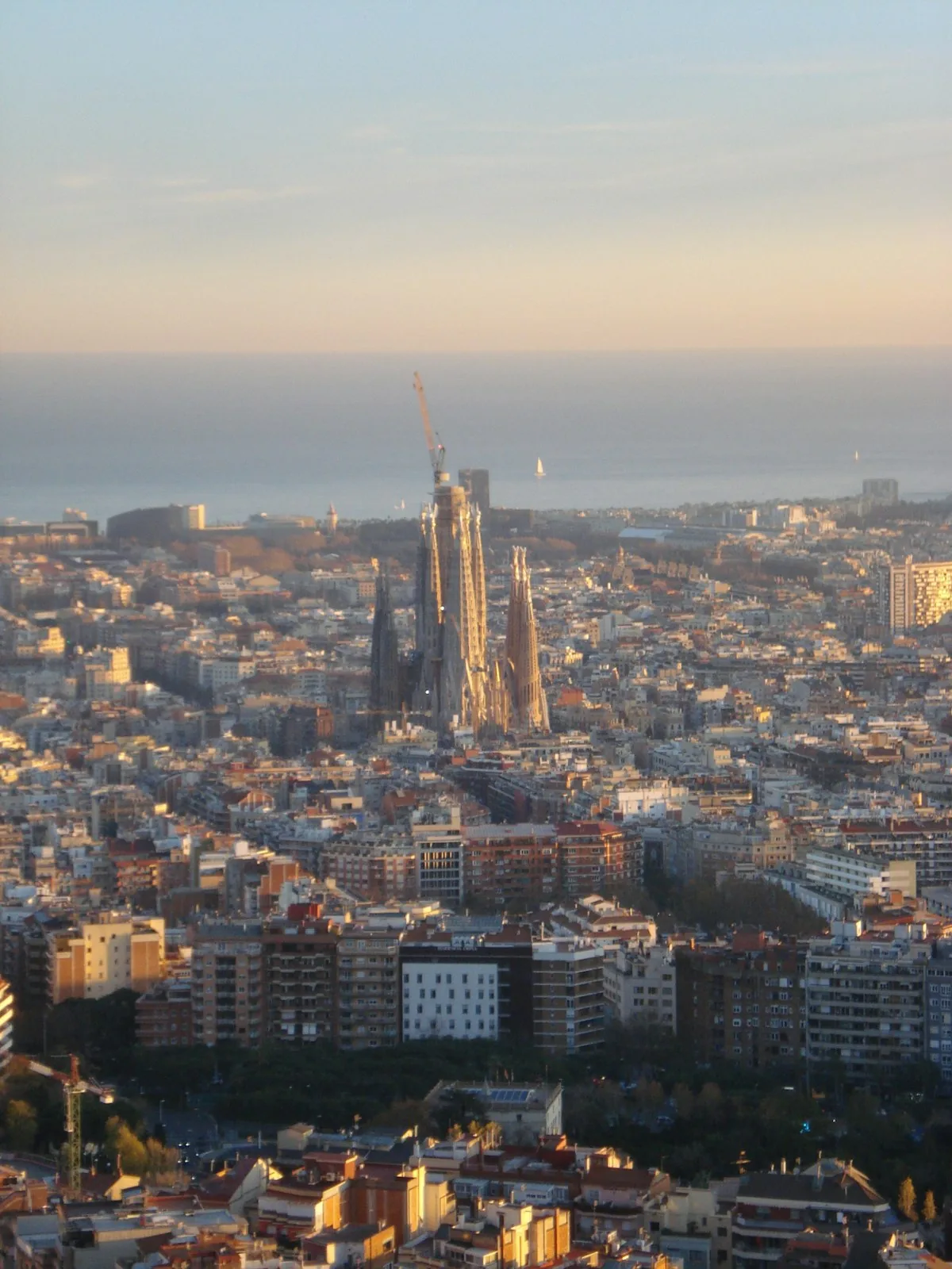 Barcelona Adventure: Routes, Views and Outdoor Experiences