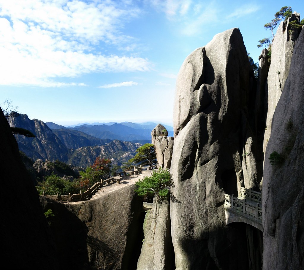 Huangshan Travel Guide: Plan Your Trip with Confidence — Huangshan, China travel guide