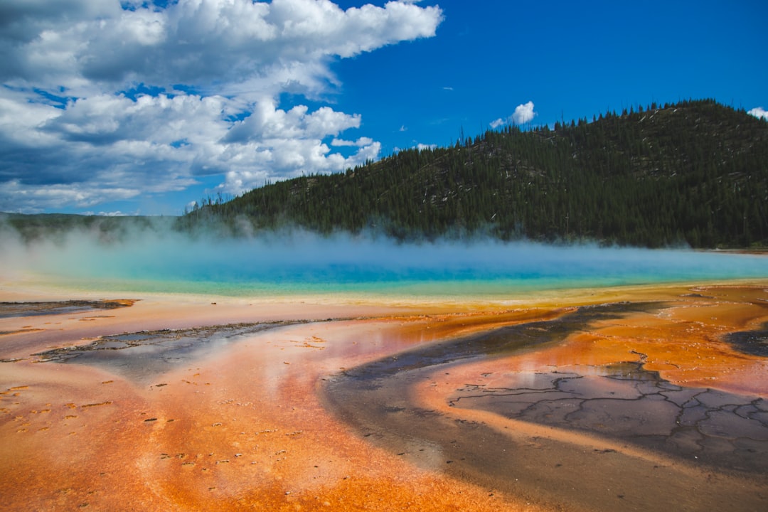 Yellowstone National Park Travel Guide: Everything You Need to Know — Yellowstone, USA travel guide